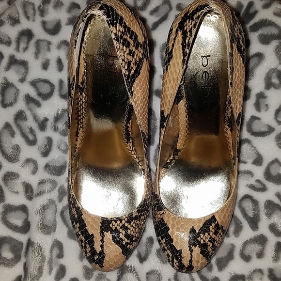 Shoes - Picture 2 of 2